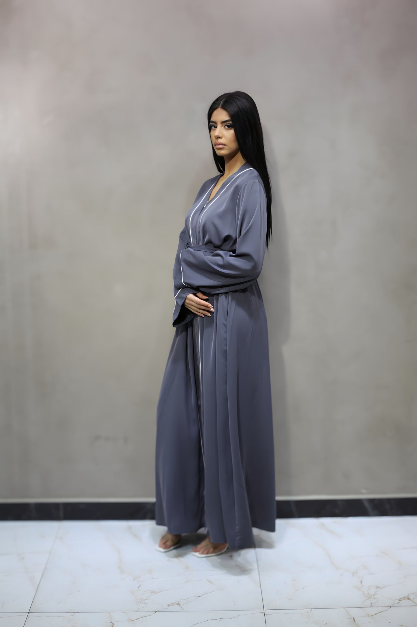 J6005 Robe Abaya Gris avec Zip - Idéale pour Ramadan et Aïd